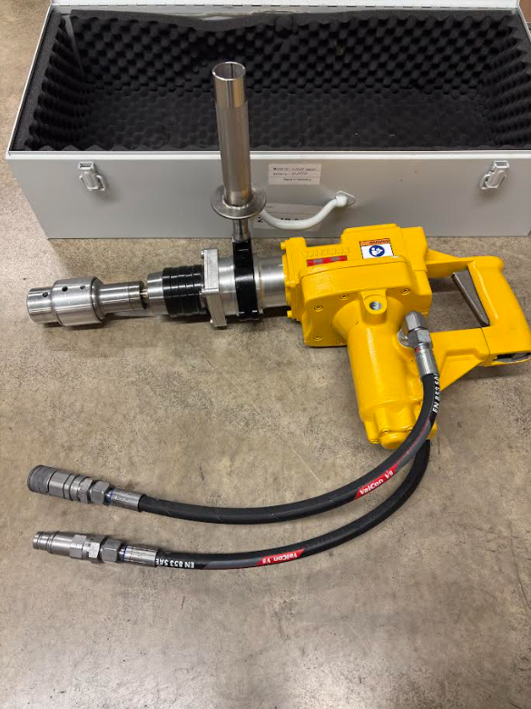 CS Unitec 2" Hydraulic Underwater Hammer Drill (Includes Pressure Reducer)