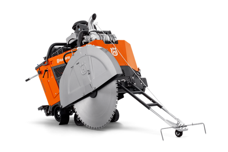 Husqvarna FS 7000 D 30-Inch 3-Speed Diesel Concrete & Asphalt Flat Saw - 74.3 hp (55 kW), 30 in (762 mm) Blade, 12.5 in (305 mm) Cutting Depth, E-Tracking & Blade Clutch