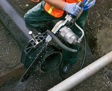 CS Unitec 11hp 15" Pneumatic PowerGrit Chain Saw for Ductile Pipe, and cast iron
