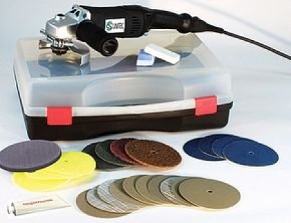 CS Unitec VARILEX® WSF 1600 FIX Starter Kit – Includes Includes 1 Angle grinder VARILEX® WSF 1600, 110 V with 5/8"-11 spindle, 1 Wheel guard for discs up to 5", 1 Carrying Case, 1 EASY-LOCK clamping nut, 2 FIX flap discs 4-1/2" grit 40 & 60, 1 FIX clean 4